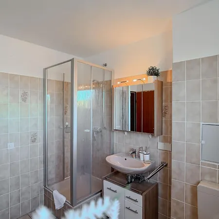 Jadekieker Mit Balkon - *